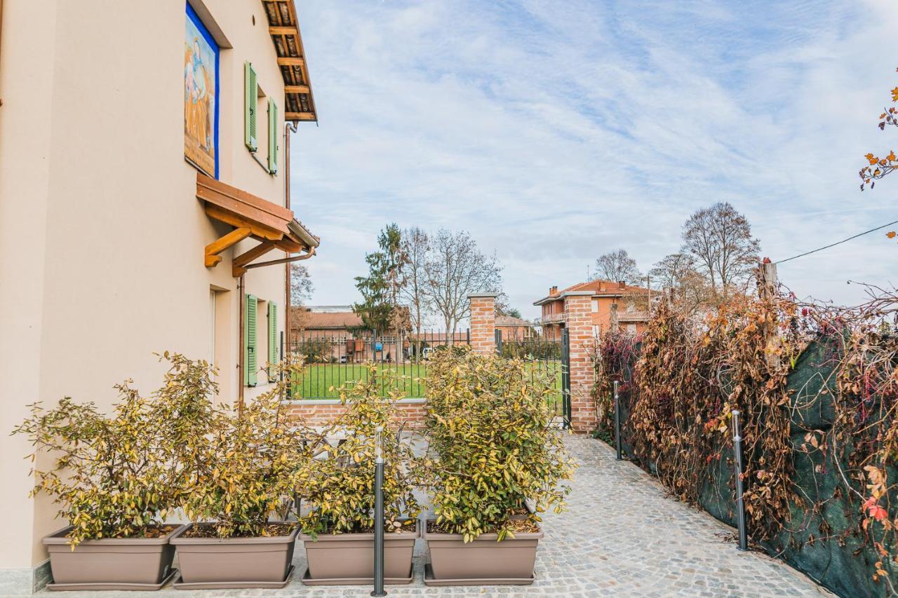 La Tenuta Di Santo Stefano Agri Resort & Spa Fossano Extérieur photo